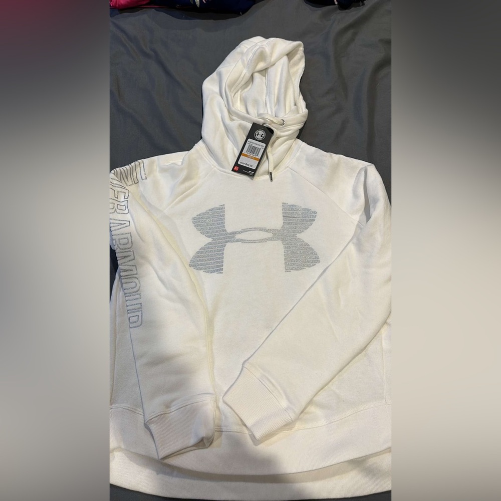 Under Armour Sweatshirt